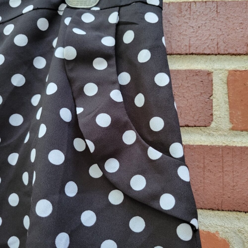 Junior's Black & White Shorts - by Flirtatious - Size 11 - Picture 2 of 5